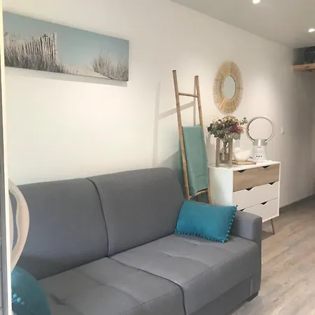 Nid Douillet Au Cap D'agde , Escapade A Deux * Agde