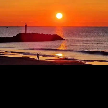 Nid Douillet Au Cap D'agde , Escapade A Deux * Agde